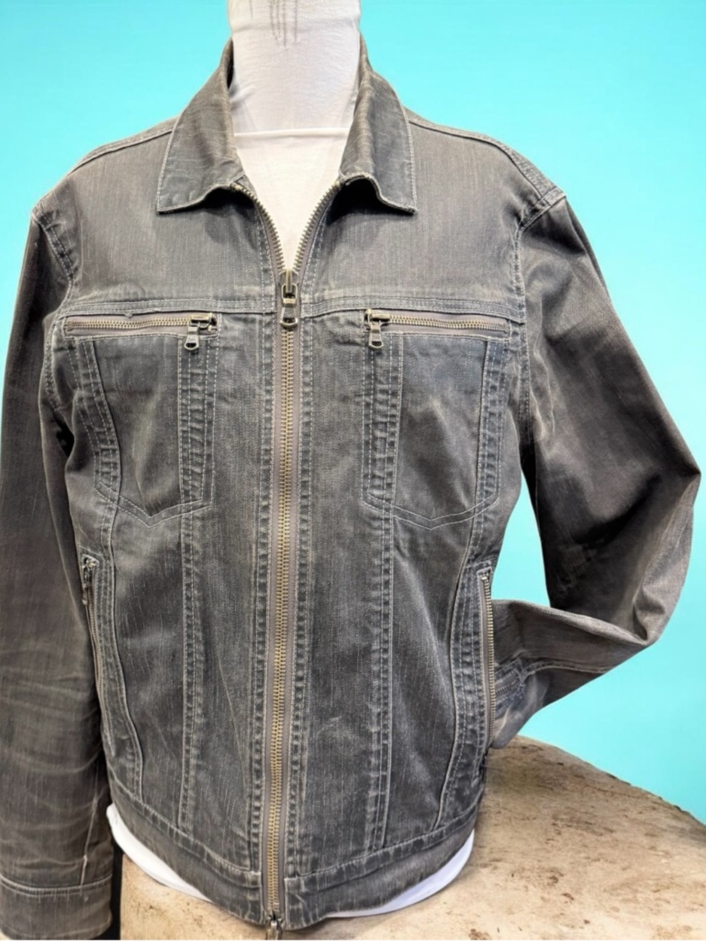 John Varvatos Dark Denim Jacket Mens Small Trucker Biker Y2K Distressed Zipper
